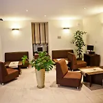 فندق Tulip - Patio