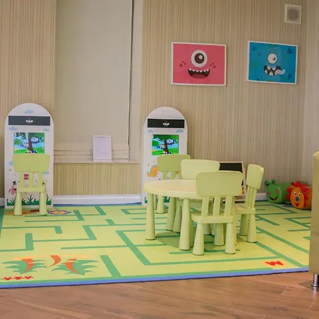 Tulip - Patio 酒店