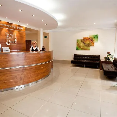 فندق Tulip - Patio فروتسواف