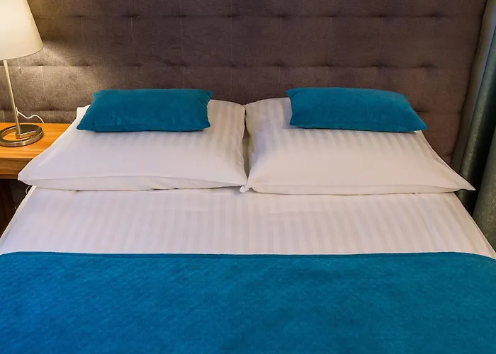 Tulip - Patio Hotel Breslau