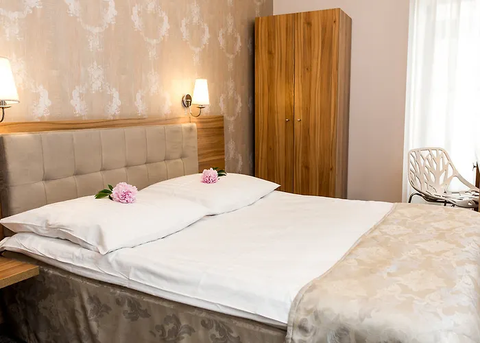 Tulip - Patio Hotel Breslau