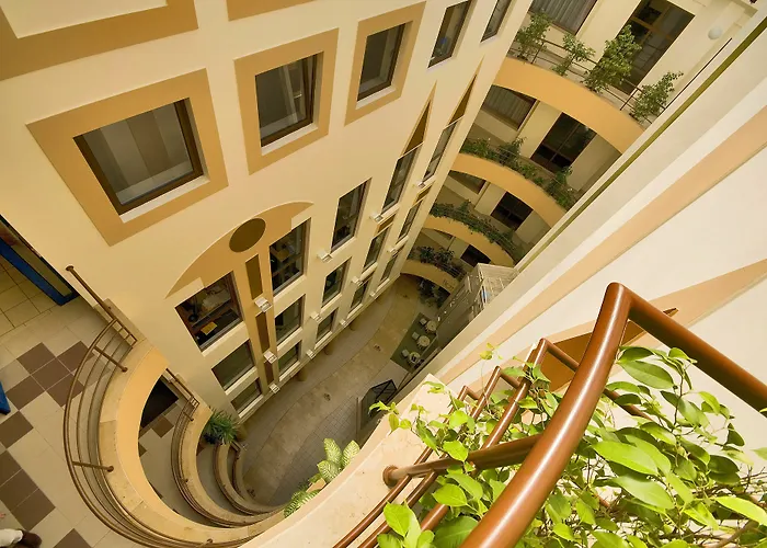 Tulip - Patio Hotel Breslau