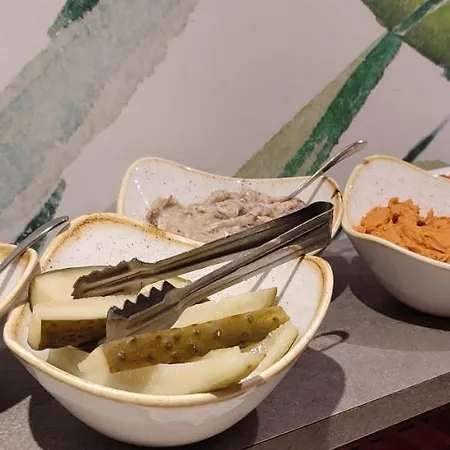 Szálloda Tulip - Patio Wrocław