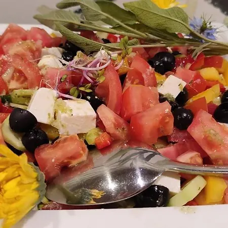 ホテル Tulip - Patio 3*