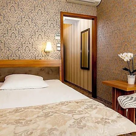 Tulip - Patio Szálloda 3*