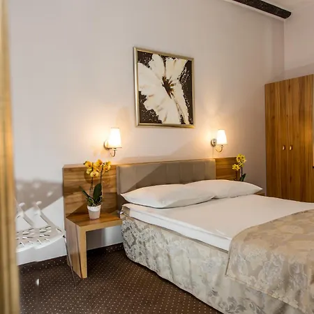 Tulip - Patio Hotel 3*