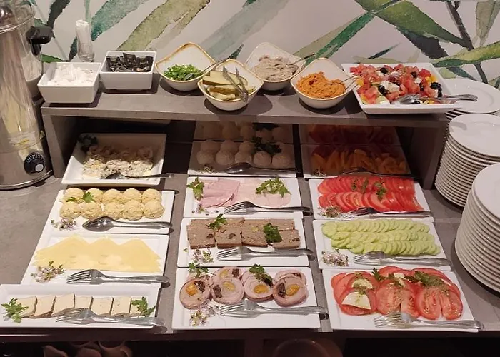 Tulip - Patio Hotel 3*