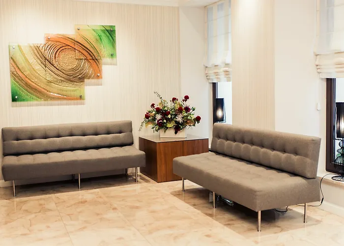 Tulip - Patio Hotel 3*